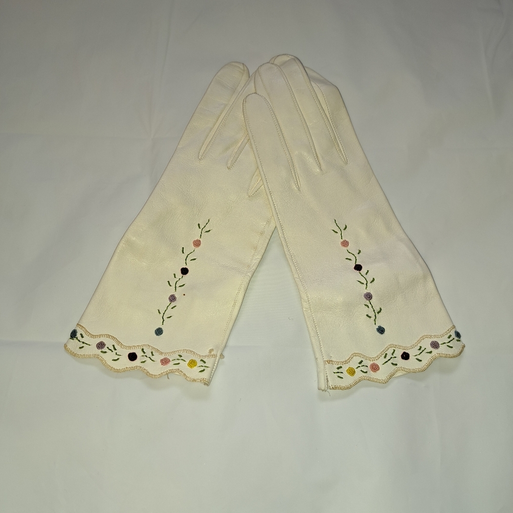 Vintage Embroidered Leather Gloves
